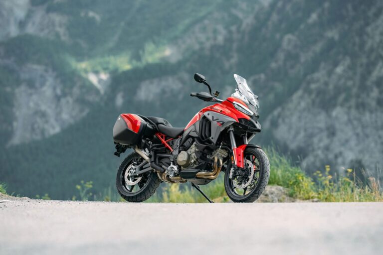 DUCATI_MULTISTRADA_V4S_