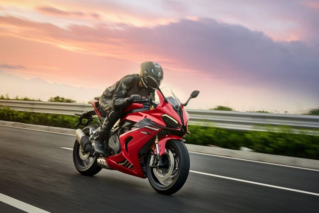 QJMotor-SRK800RR-00004