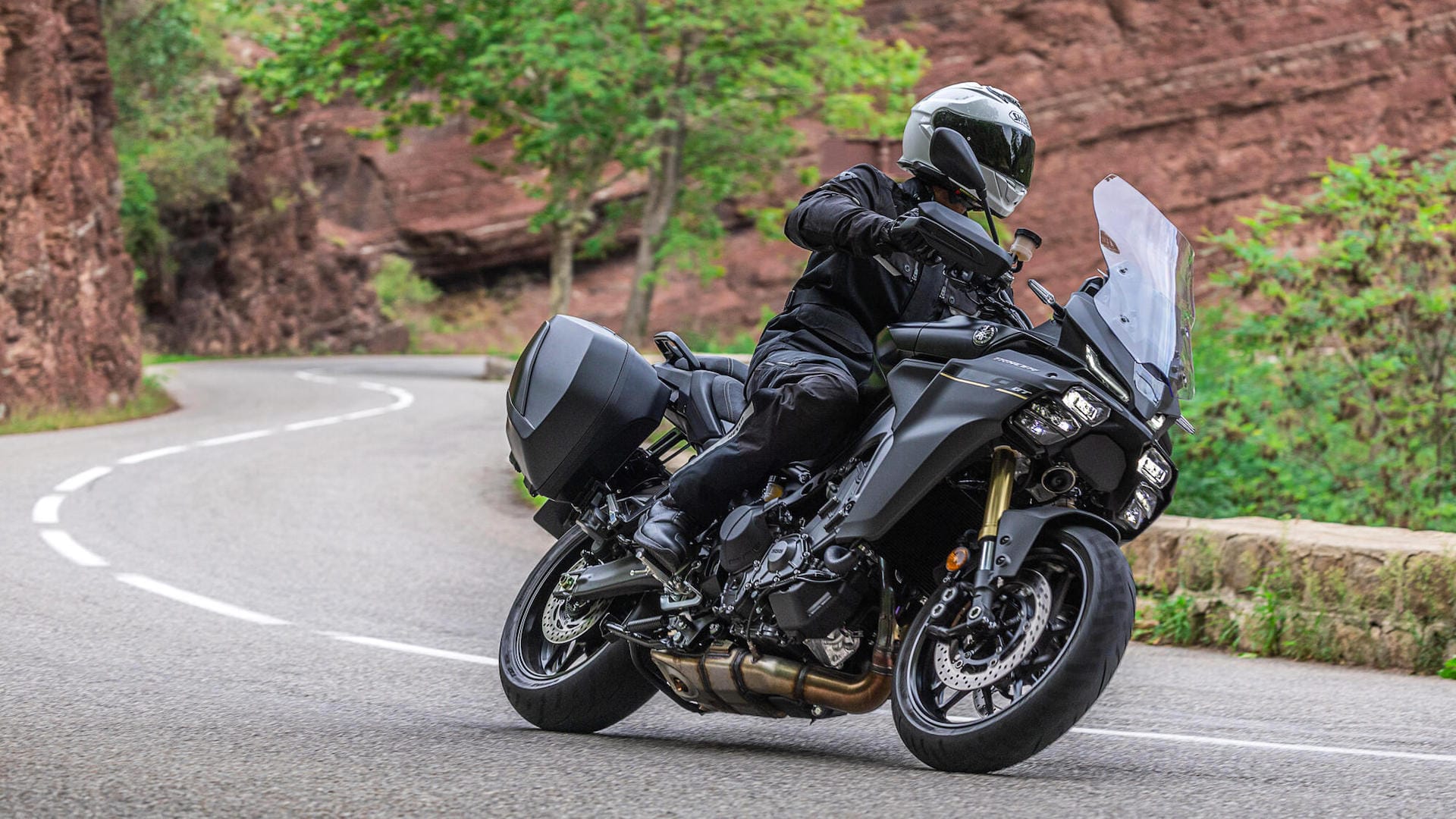 2025-Yamaha-MT09_3