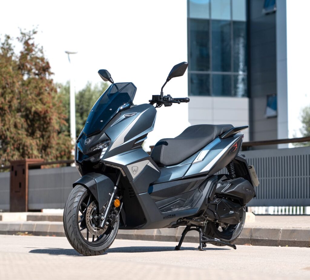 Wottan_Motor-Storm-X-50_03