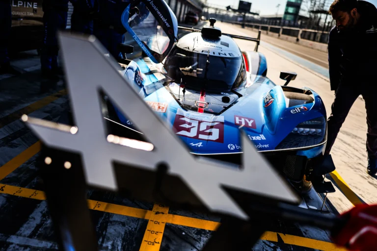 Alpine A424 WEC 2025 Hypercar