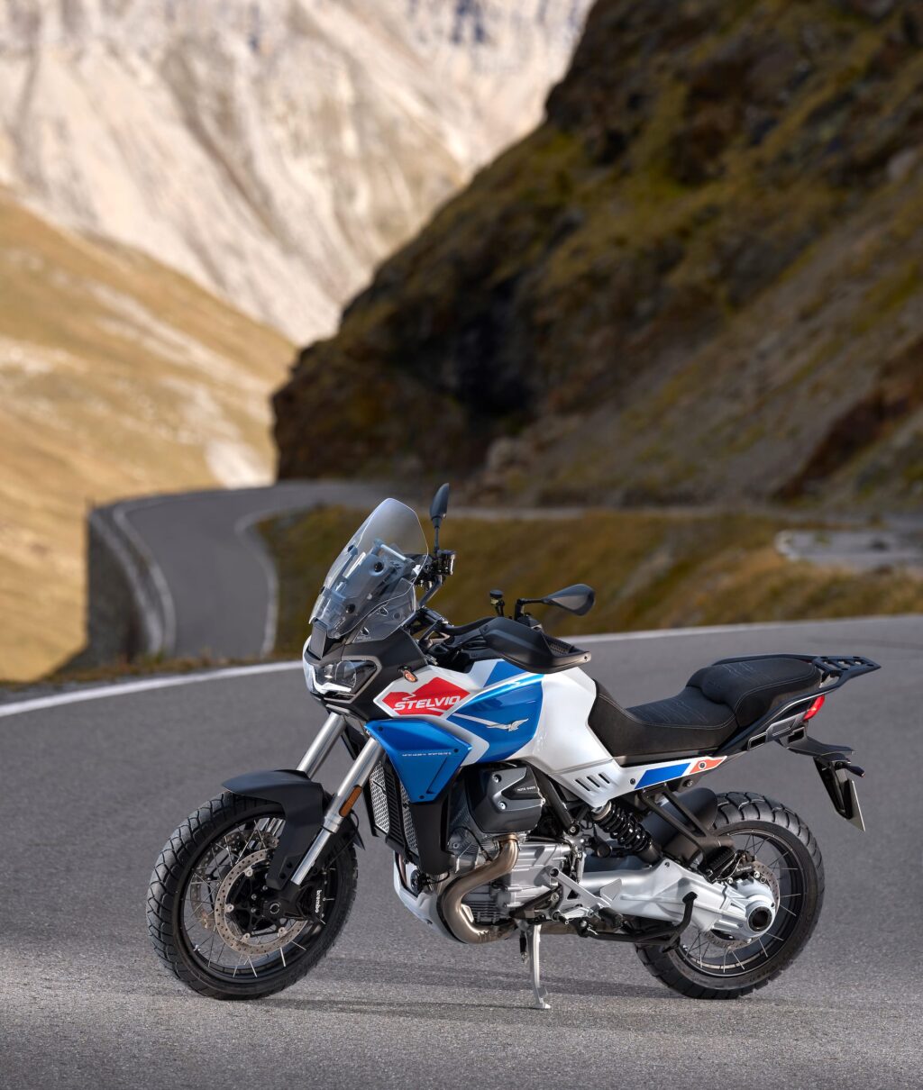 Moto Guzzi Stelvio Duecento-Tributo